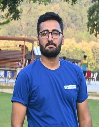 Deepak Kumar Ravi - cover