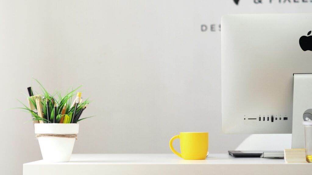 Freelancing in Oman 2026 – Freelance Visa & Tax Guide