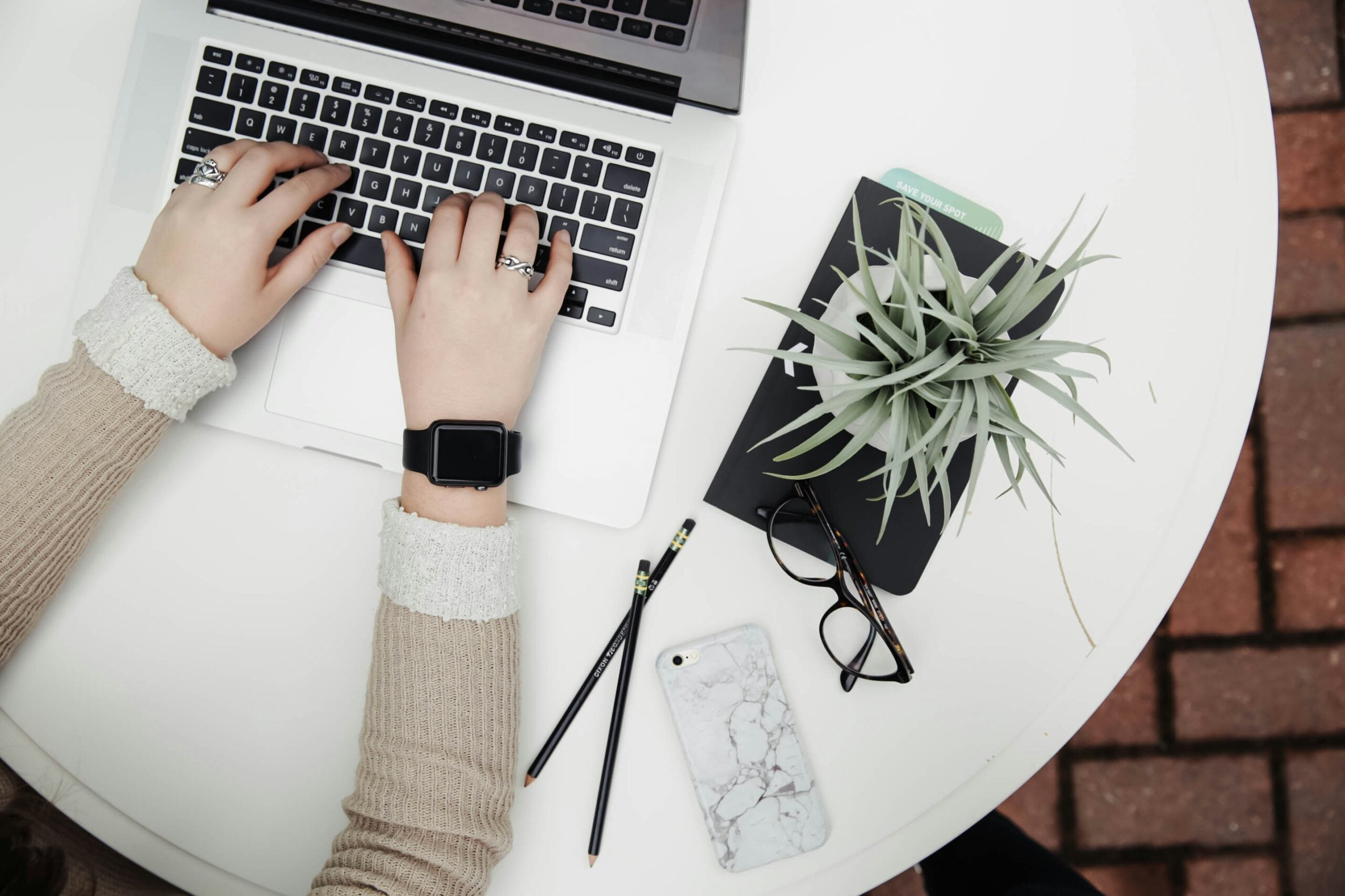 Freshbooks Vs Quickbooks Vs Wave Vs Bonsai — True Cost Comparison For Freelancers