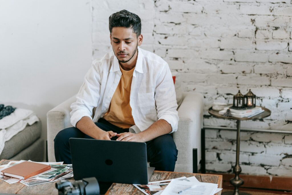 How to Transition from a High-Stress Role to Full-Time Freelancing