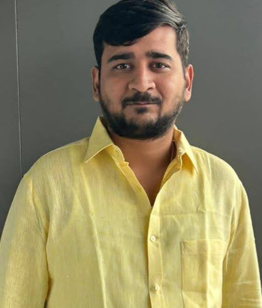 Raunak Santuka