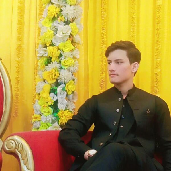 MOIZ ISHFAQ