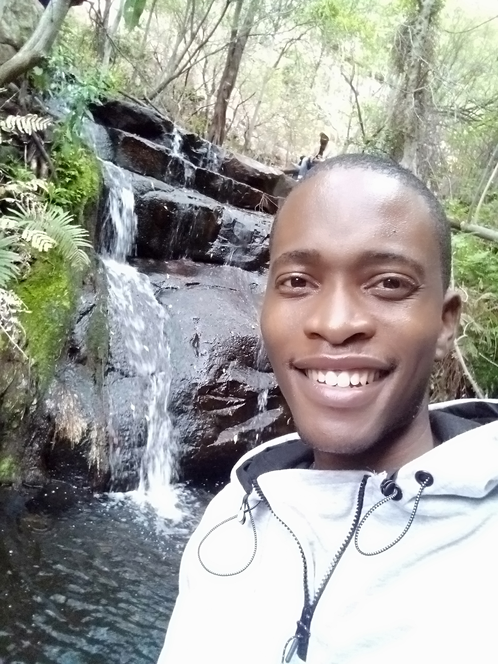 Nkundi Tshabango