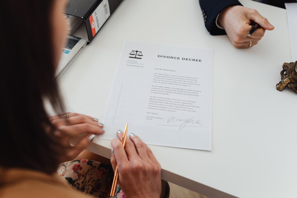 Rédaction juridique professionnelle : Plaidoyers, requêtes, Divulgation de documents, Procès, Plaintes, Appels, Requêtes en Mandat, Réponse, Requêtes en révision, Mémoire d’appel - portfolio - 2