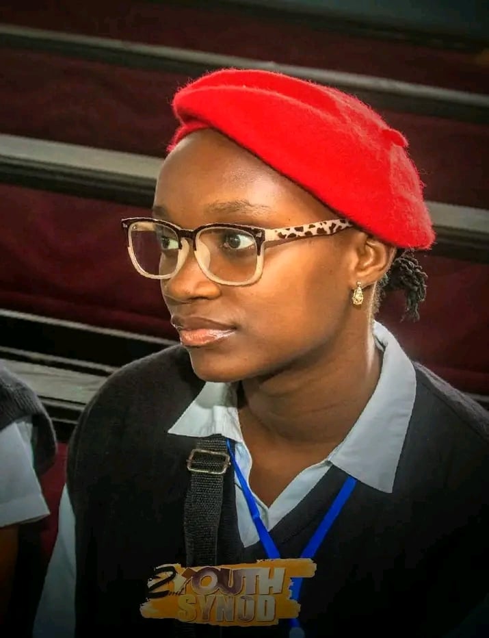 Lavina Awowari