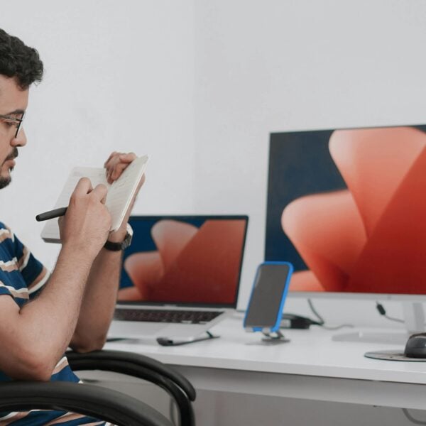 Freelance Income Inequality Report 2026 – Top 10% Earn 73% of Revenue