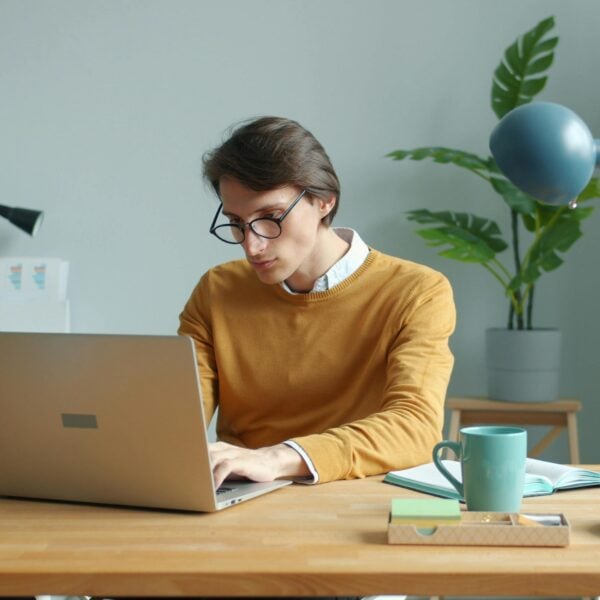 How Students Are Using Freelancing to Pay for College in 2026 (And What Actually Works) How Students Are Using Freelancing to Pay for College in 2026 (And What Actually Works)