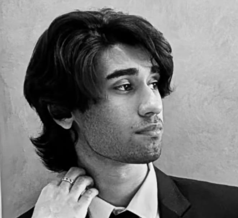 Huzail Khan