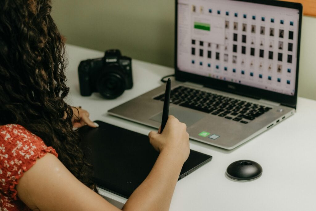 Jobbers.io vs We Work Remotely – Job Board vs Marketplace
