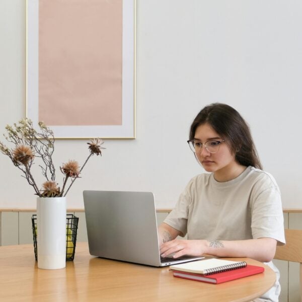 Jobbers.io vs Wellfound (AngelList Talent) – Startup Hiring Compared