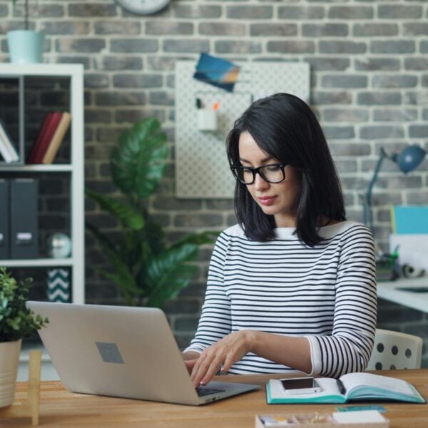 Moonlighting Laws by Country 2026 – When Can You Freelance While Employed