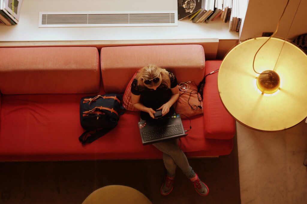 The Freelance Productized Service Funnel – From Discovery Call to Auto-Sold Packages