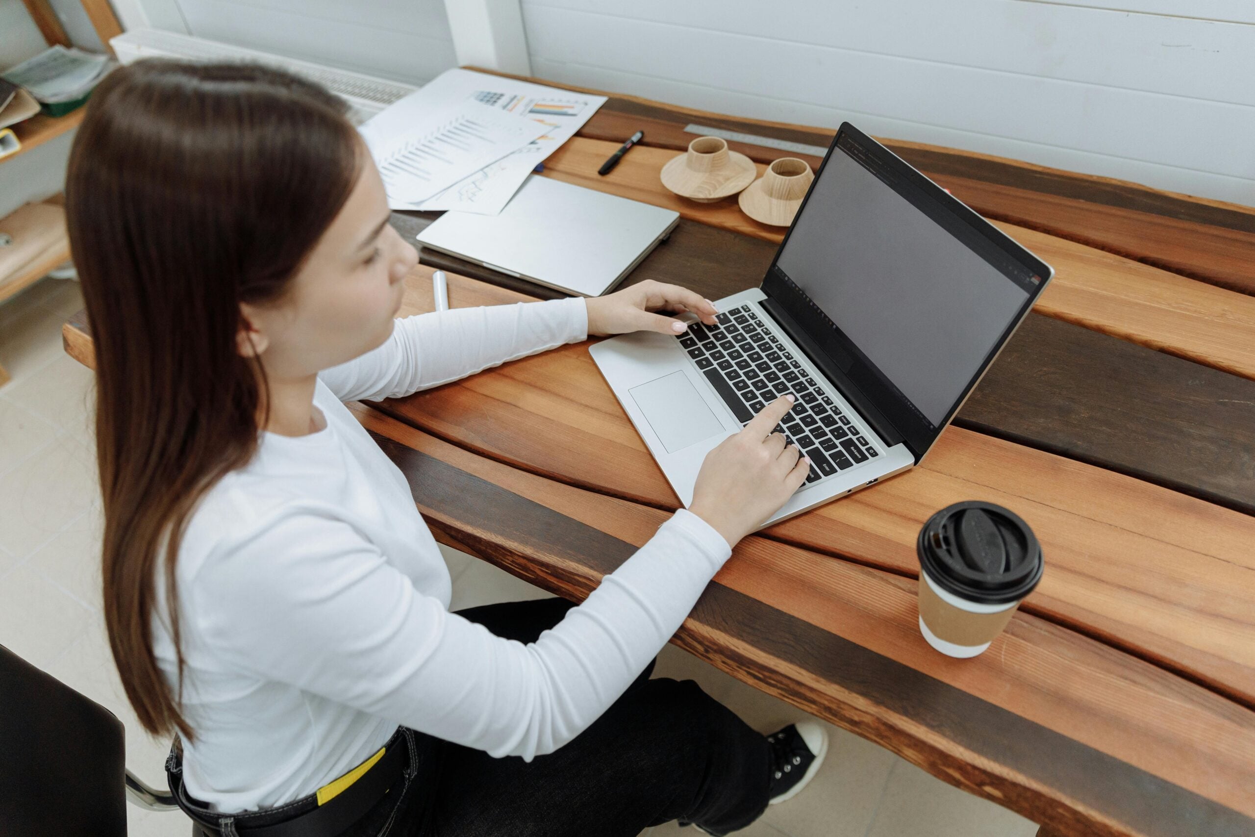 The Freelance Sub Contractor Model – Scale Without Hiring Full Time
