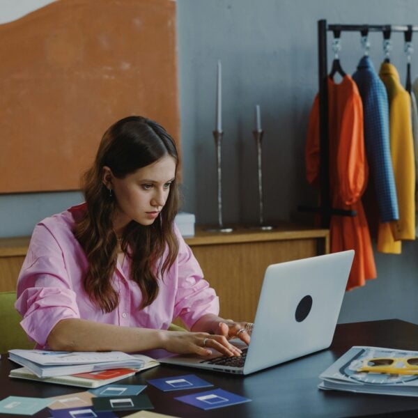 The Global Freelance Contract Default Rate – Who Pays and Who Doesn’t