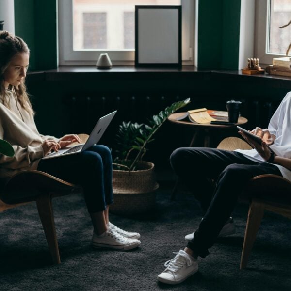 The Human Skills That AI Can Never Replace in Freelancing The Human Skills That AI Can Never Replace in Freelancing