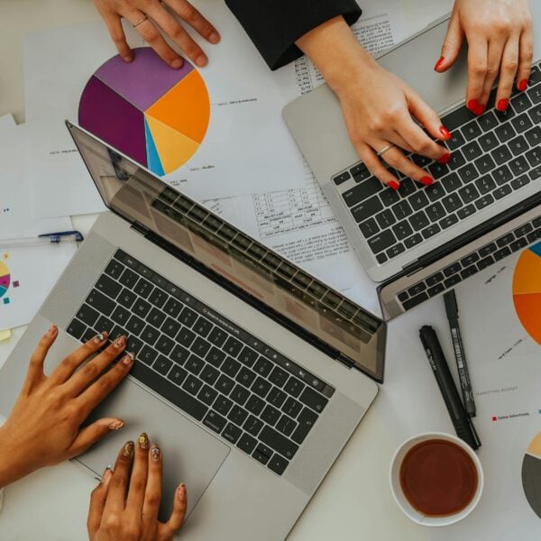 Top Online Services Helping People Work, Study, and Succeed Simultaneously
