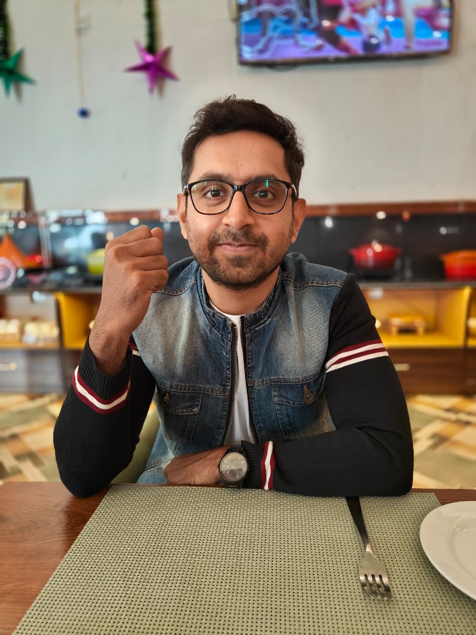 Arzan Azmi