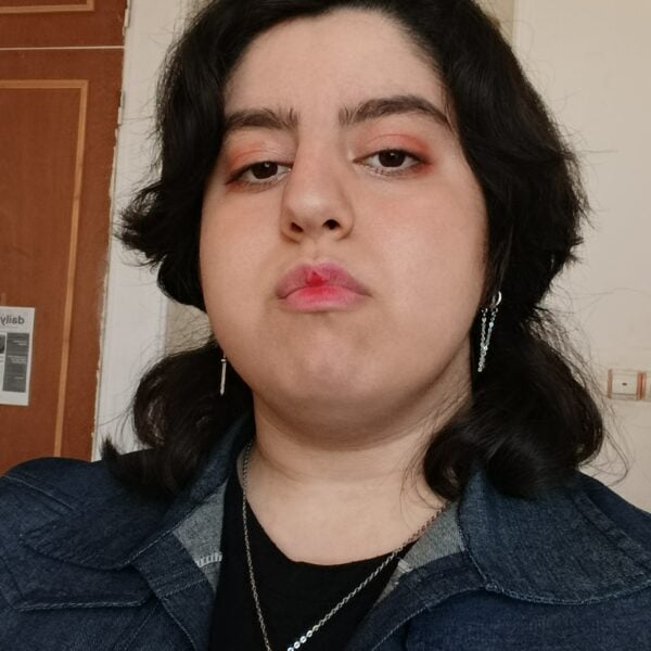 Sara Mansouri nasab