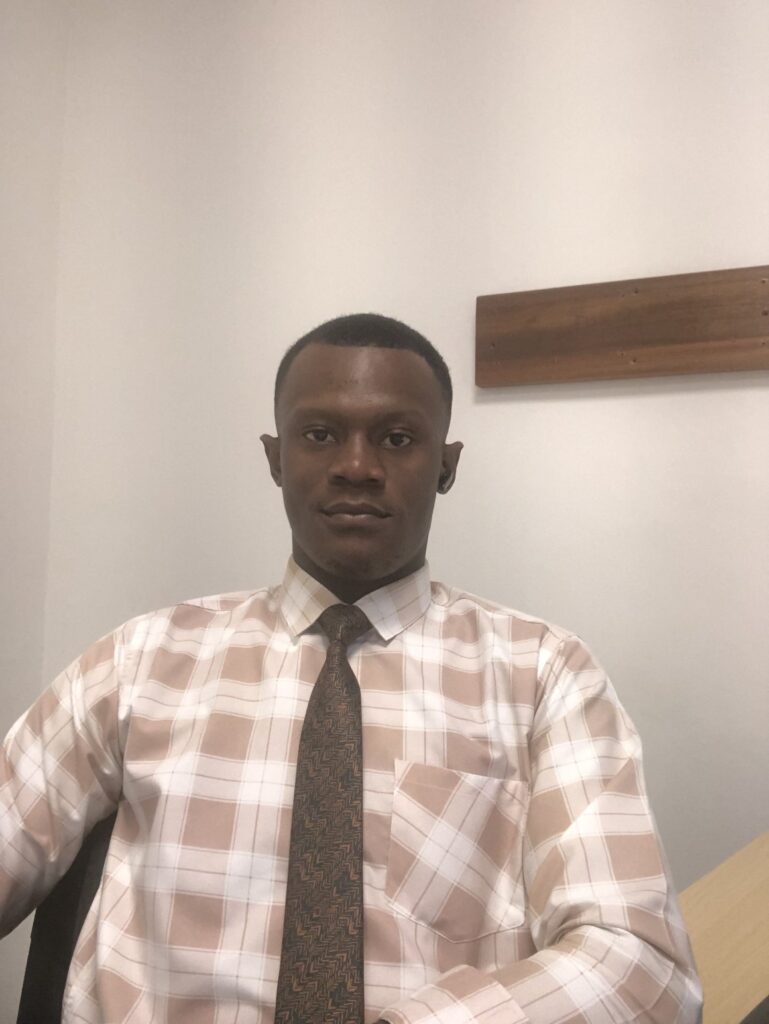 Béryl Mbemba - cover