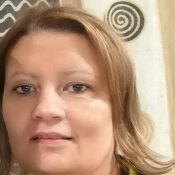 Lynette  Heunis 