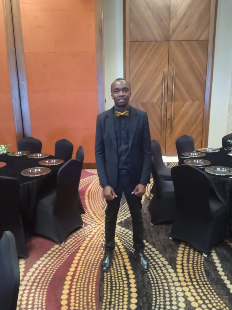 Erick Mwenda - cover