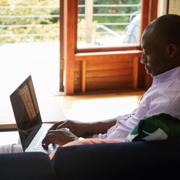 Freelance project scope calculator: time and rate estimate by deliverable type