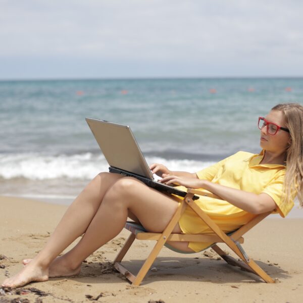 Freelance vs part-time job: which is better for your situation? Freelance vs part-time job: which is better for your situation?