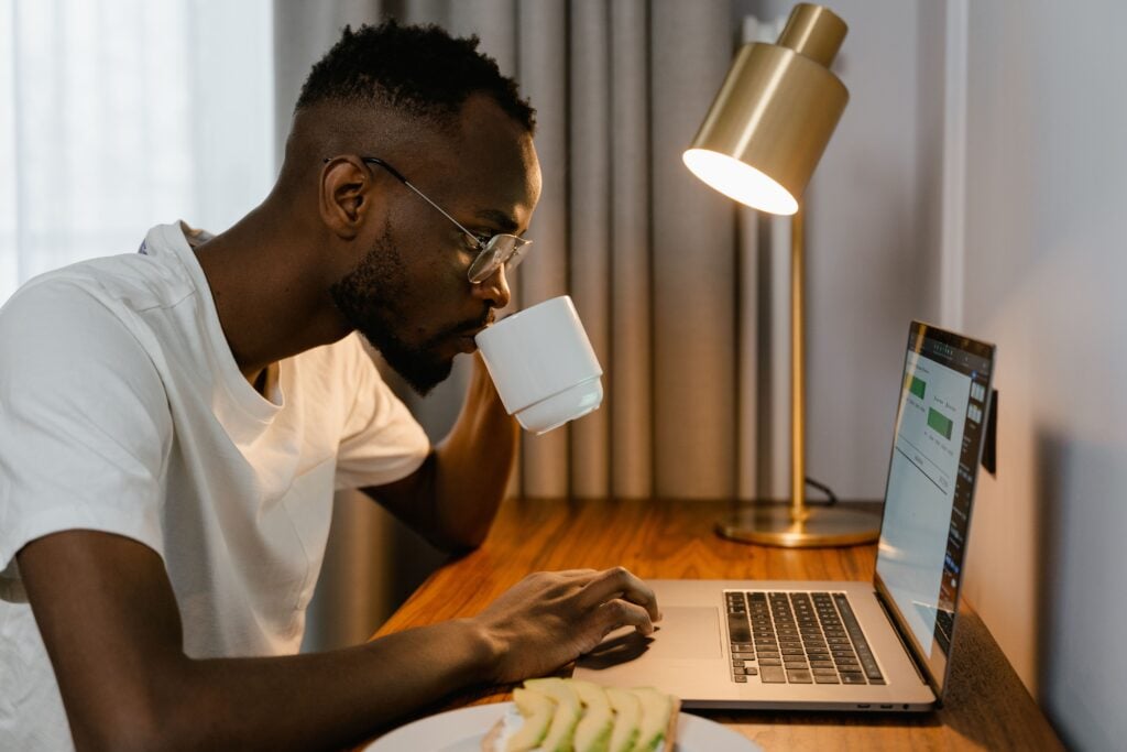 How to transition from employee to freelancer: 90-day plan
