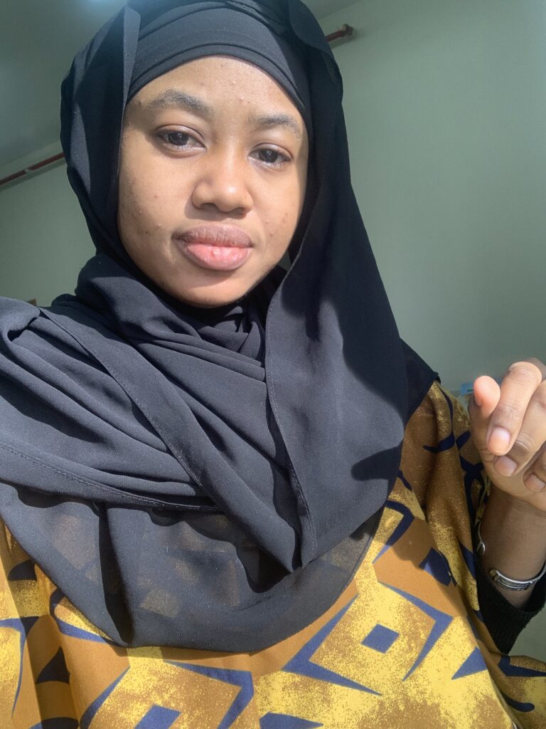 Masseny Nadia  Kone - الغلاف