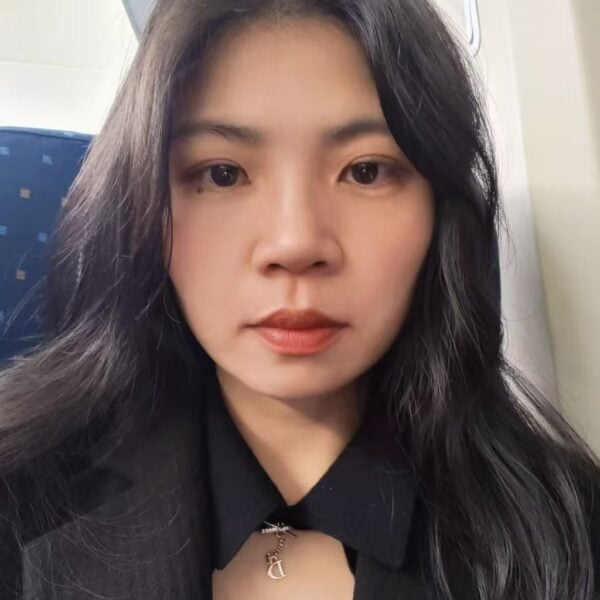 Xi He