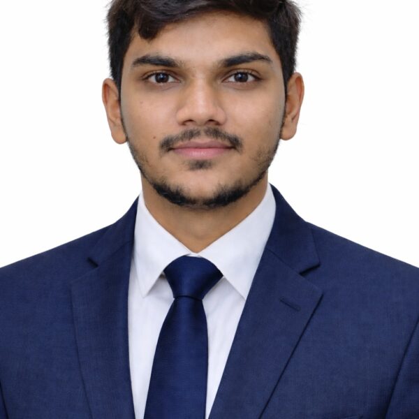 Vairag Akbari