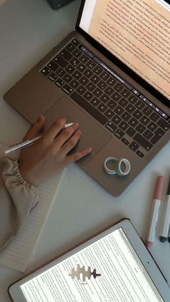 « Rédacteur de contenu SEO orienté résultats qui propose des articles de blog et des textes web bien classés et engageants qui génèrent du trafic organique et augmentent les ventes - portfolio - 1