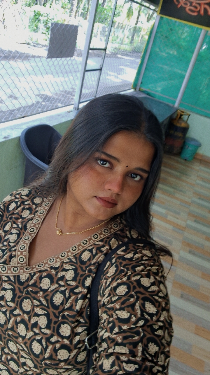 PRISHA PANDERE
