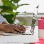Best Email Builder For Freelancers In 2026