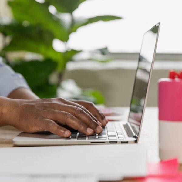 Best Email Builder for Freelancers in 2026