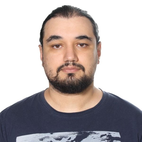 Parsa Gachkar