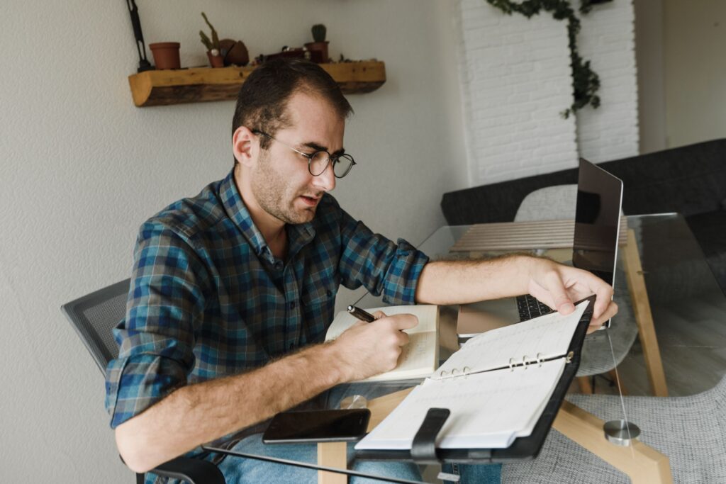 Freelance accountant / bookkeeper: complete rate and client acquisition guide 2026