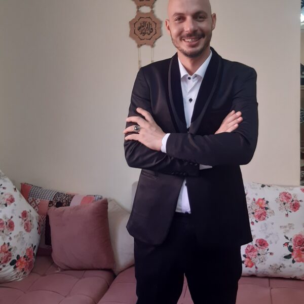 Taha Hassdn