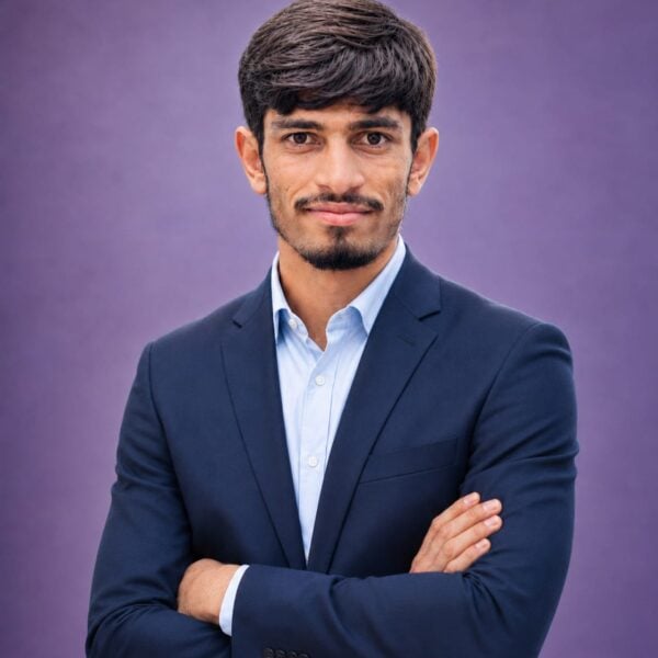 Abbas  Khan