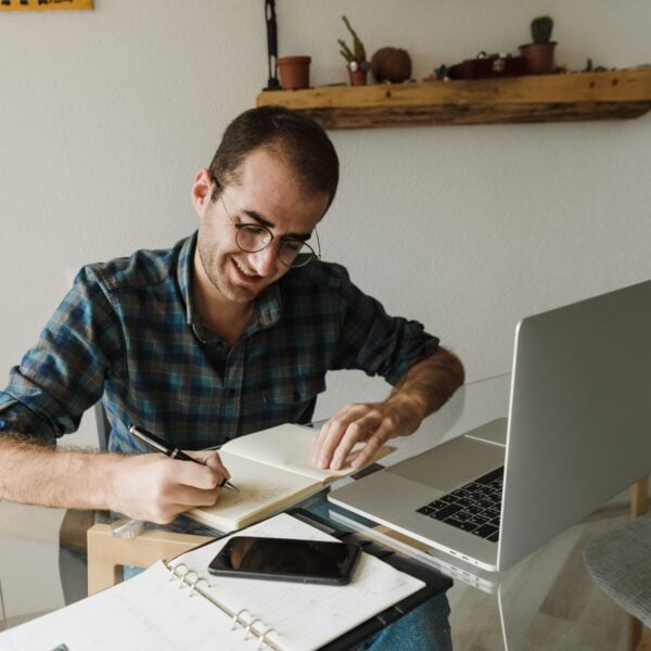 Sole trader vs limited company for freelancers: complete UK, France, Germany breakdown Sole trader vs limited company for freelancers: complete UK, France, Germany breakdown