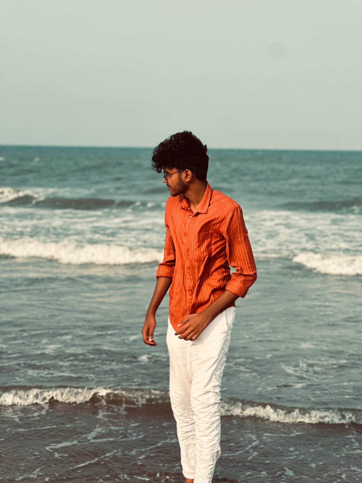 AVINASH G R