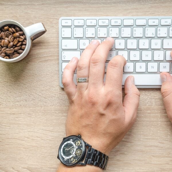 Best AI Meeting Note-Takers for Client Calls