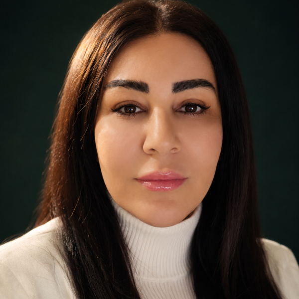 Mina Shamshiri