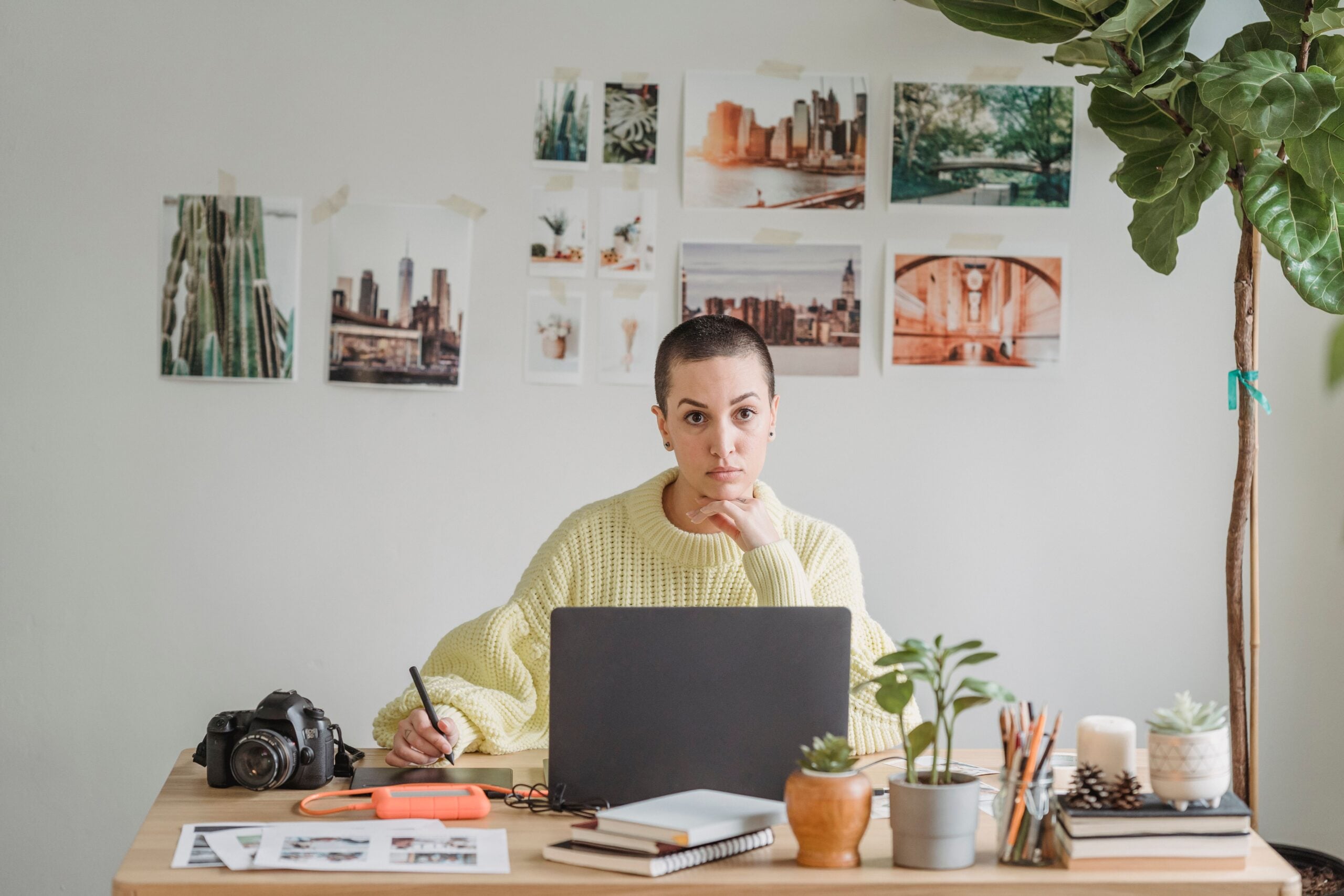 How Do Freelance Platforms Make Money? Commission Models Explained
