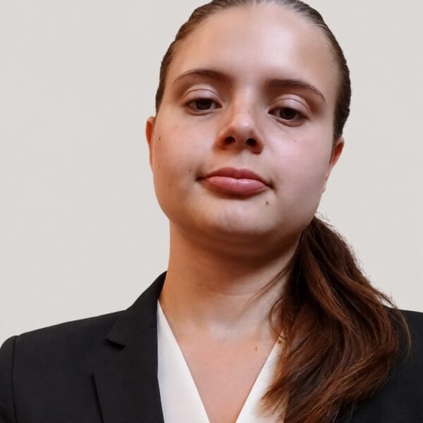 ISOBELLA SCHUTTE