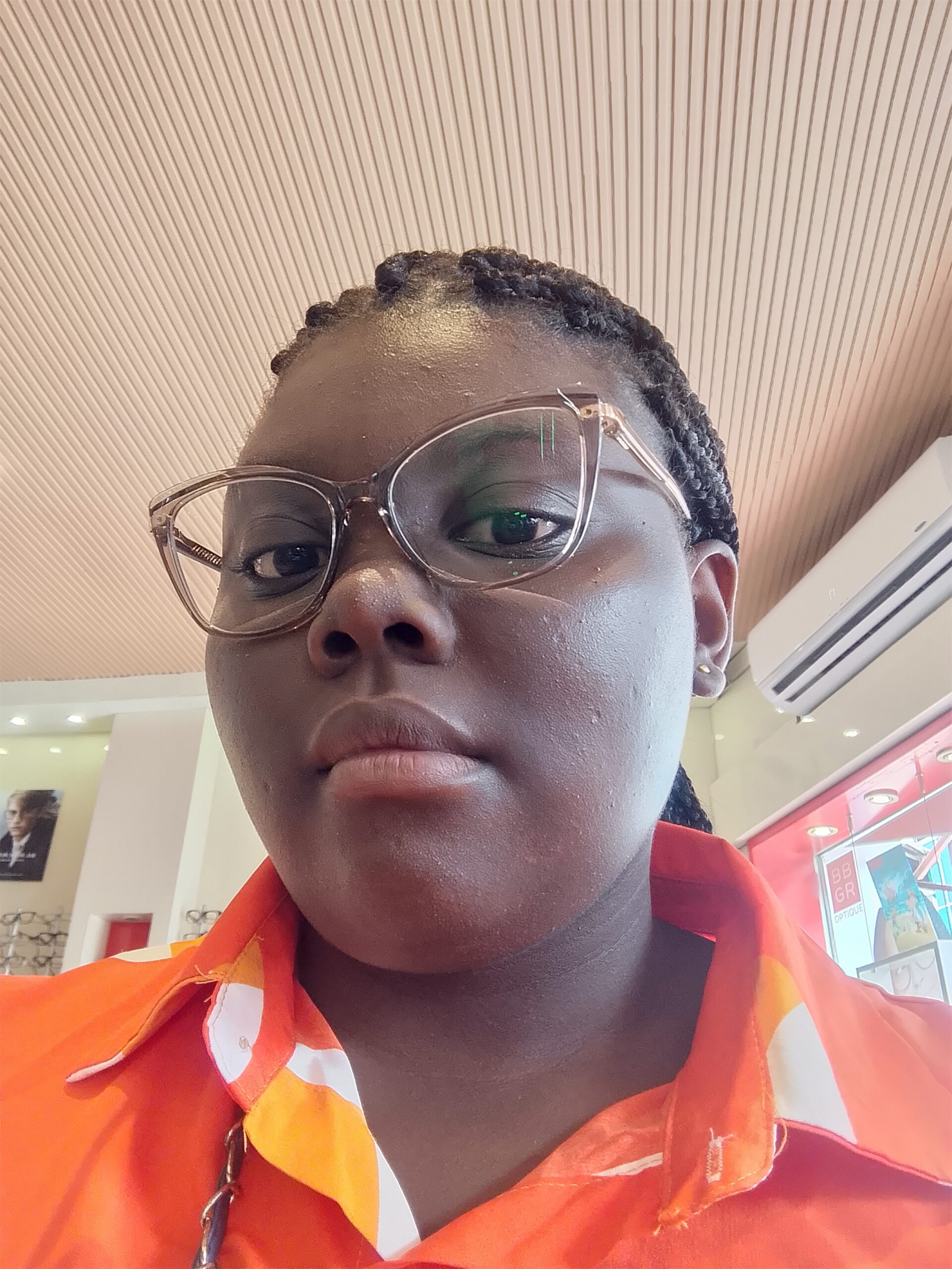 Chloé Blanche Obiang