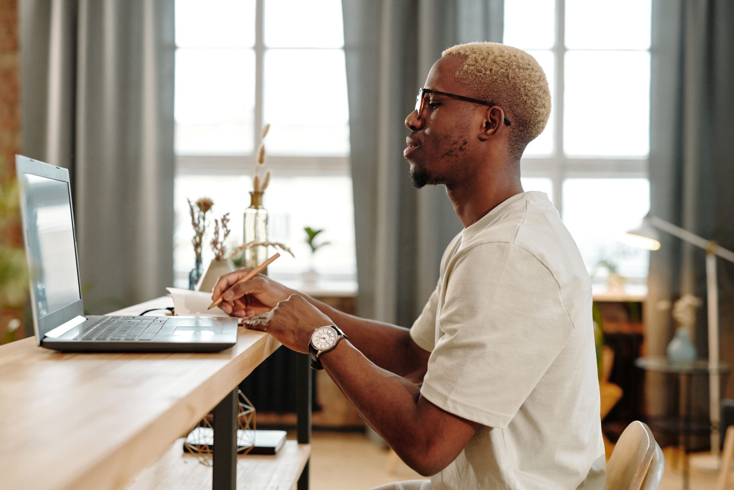 Best Social Media Scheduling Tools for Freelance SMMs