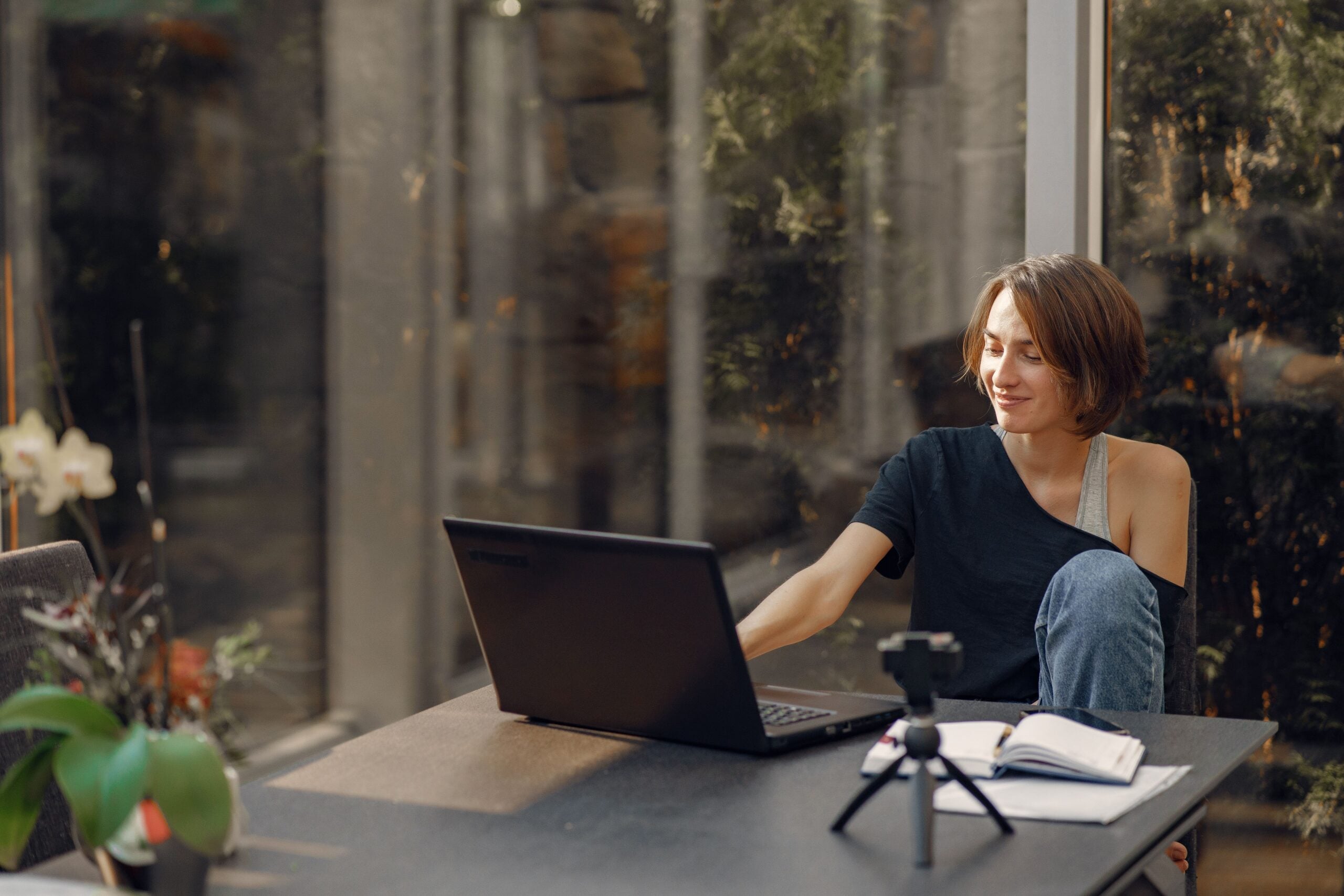 Freelancer, Agency, or Staffing Partner? A Data-Backed Framework for Hiring WordPress Talent in 2026Â