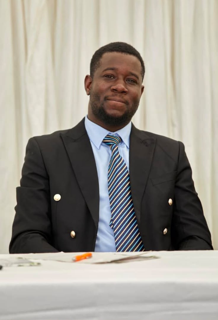 Ezekiel Tatenda Munyama - الغلاف