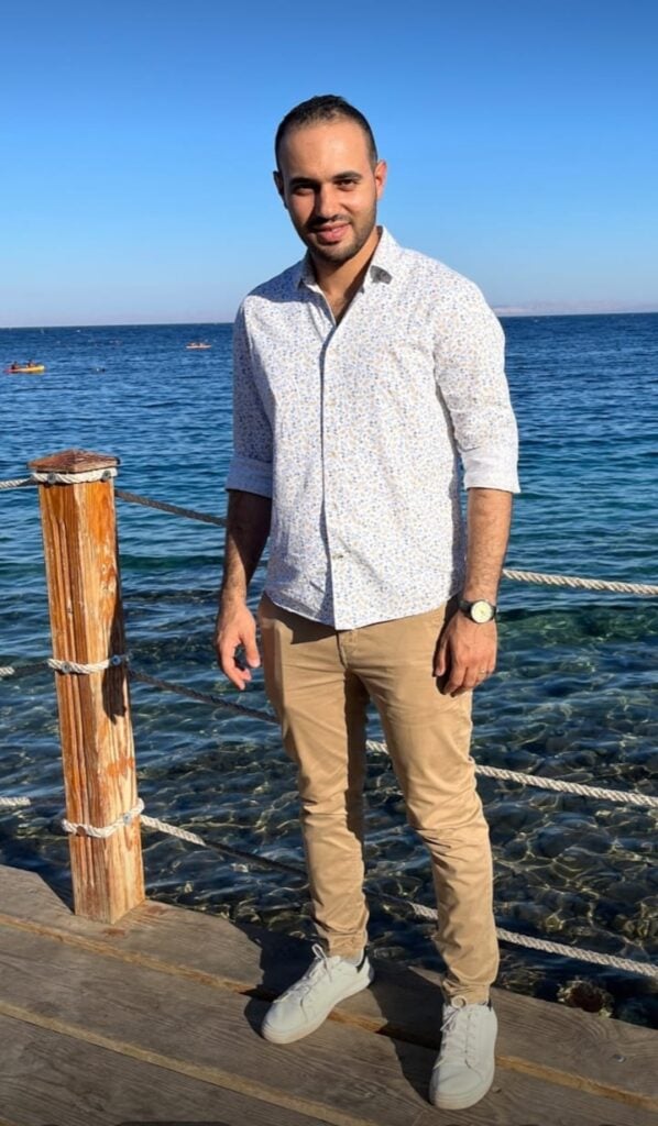 Hamed Zayed - الغلاف